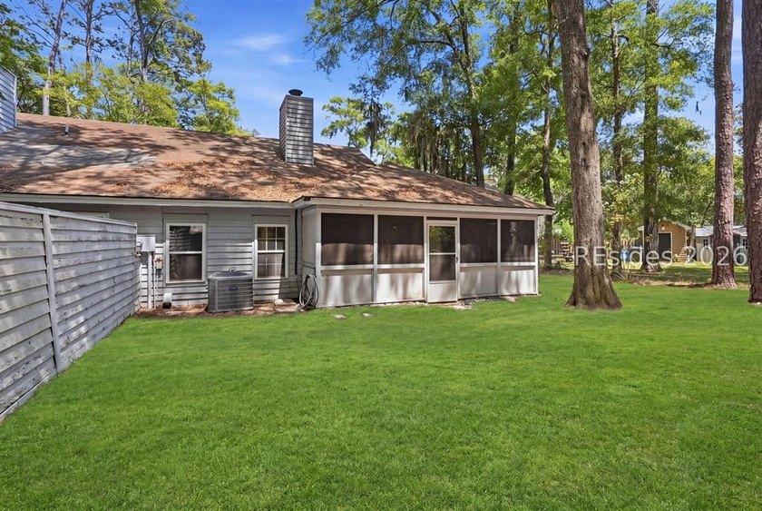 Conveniently located just minutes from Downtown Beaufort, all - photo 38