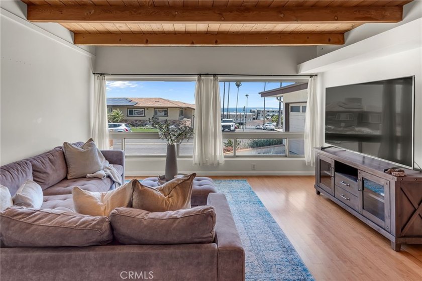 Set in the desirable upper South Shores neighborhood, this - photo 5