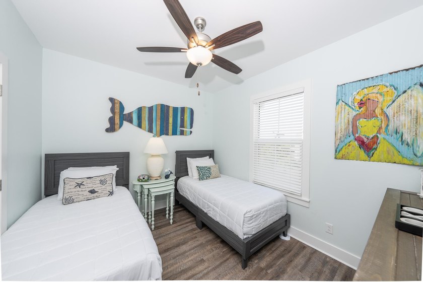 Huge Price Drop! Seller motivated! Bring Offer! Experience the - photo 36