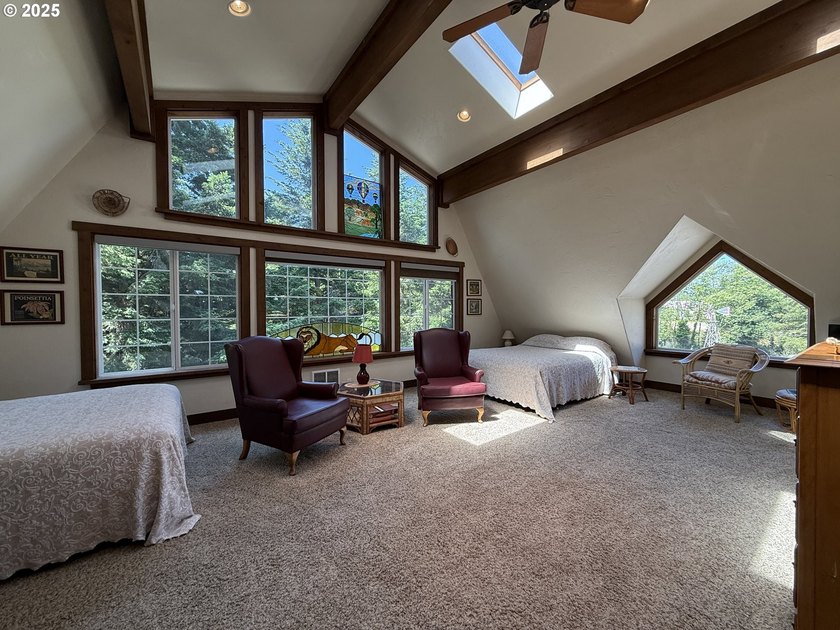 Welcome to this private oasis surrounded by magnificent trees - photo 38
