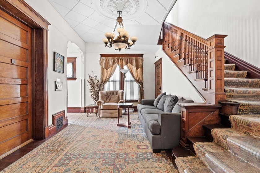 THIS PROPERTY IS TRULY A CASH MAKING MACHINE! It's a truly rare - photo 9