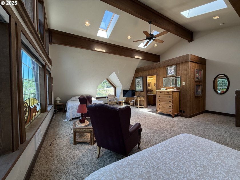 Welcome to this private oasis surrounded by magnificent trees - photo 39