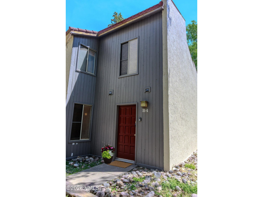 Wake up to mountain living at its best. Nestled in the heart of - photo 17