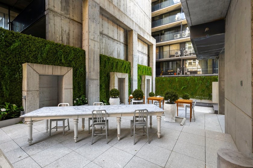 L'un des immeubles de condominiums les plus luxueux de - photo 36