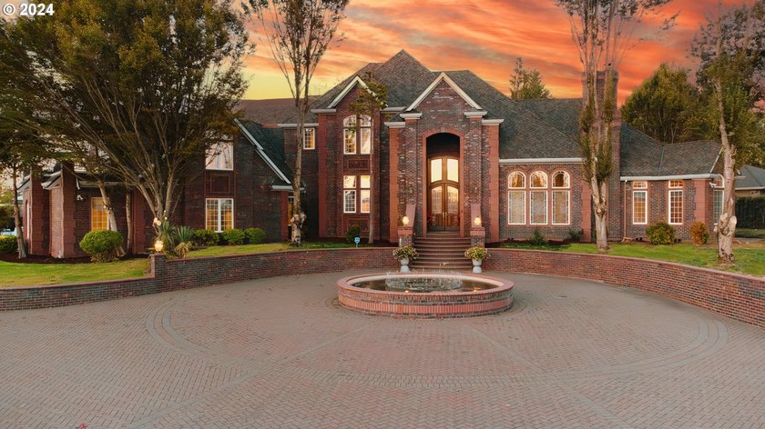 Welcome to your own private paradise Overlooking Tualatin - photo 2