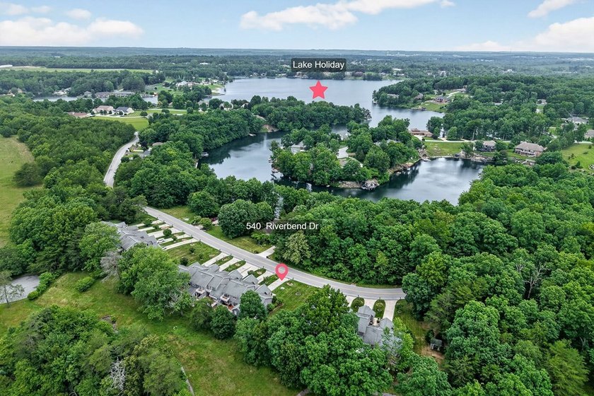 Welcome to 540 River Bend Drive in the desirable Fairways - photo 3