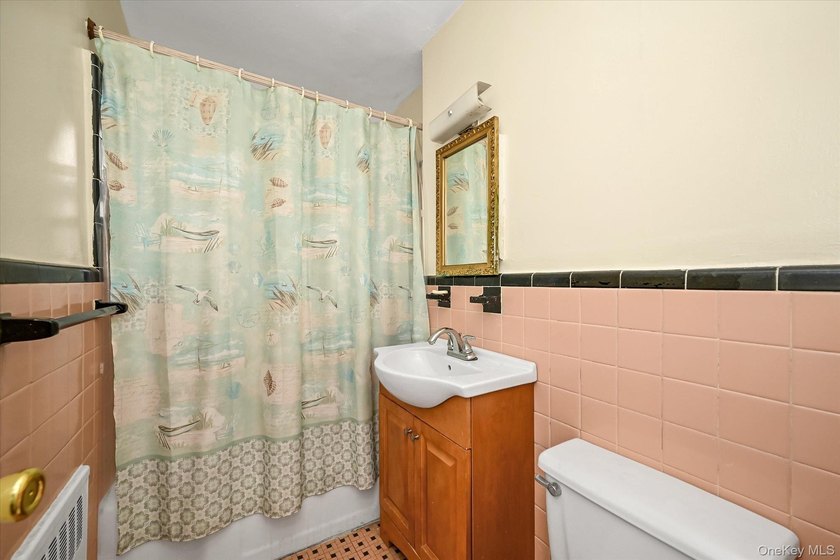 Corner Lower One Bedroom in Conveniently Located Clearview - photo 11