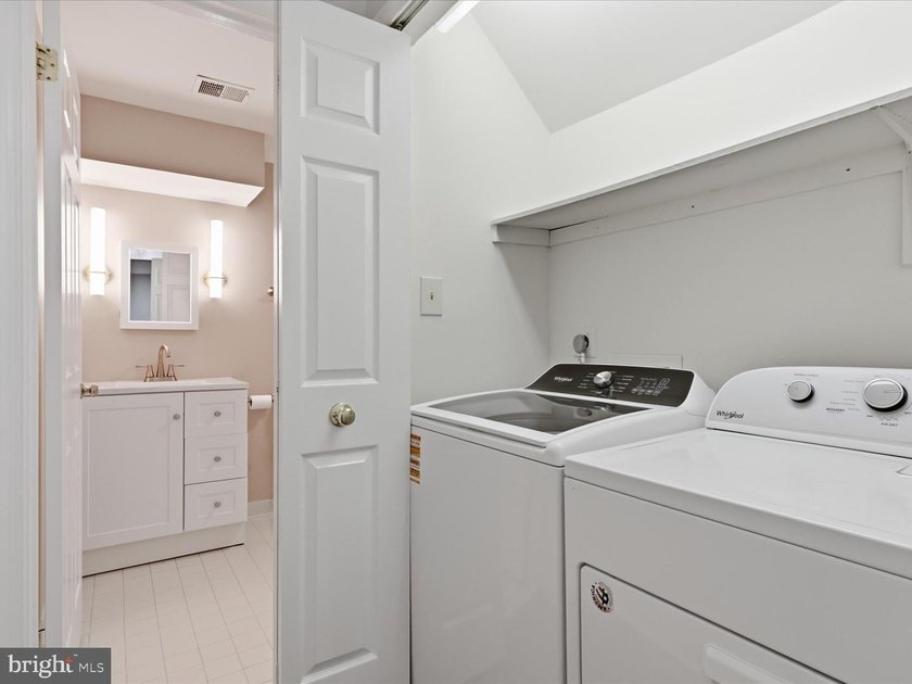 Discover exceptional living in Fairfax's Penderbrook community - photo 32