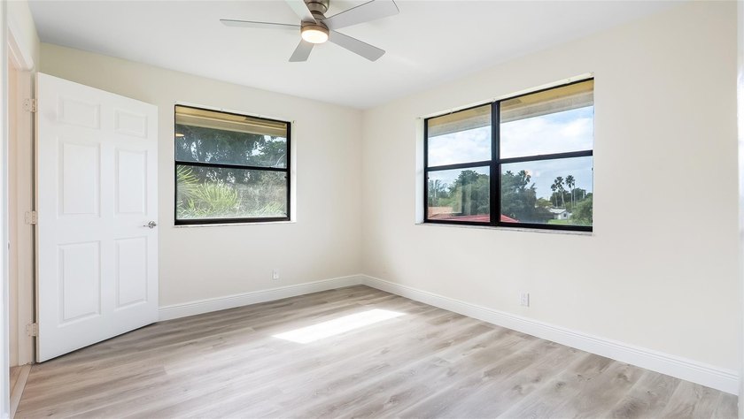 Top-Floor Corner Unit | All Ages | Rent Right Away! Experience - photo 19