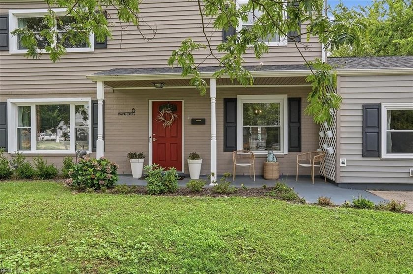 Tucked away on a quiet cul-de-sac, 6 Maume Circle offers the - photo 4