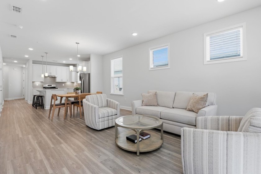 Experience Resort-Style Living Every Day in One of North Myrtle - photo 13