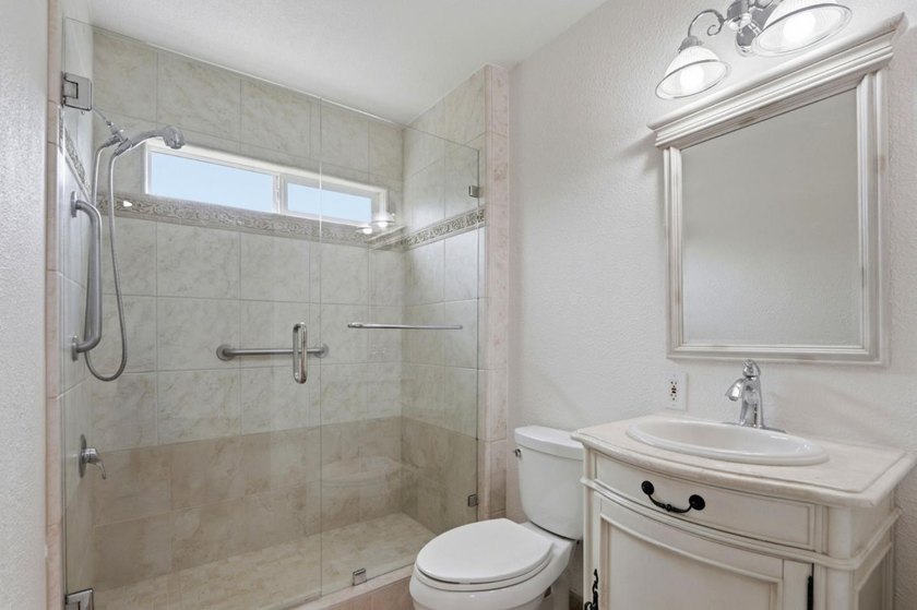 Welcome to this Beautifully updated 3-bedroom, 2-bath home - photo 19