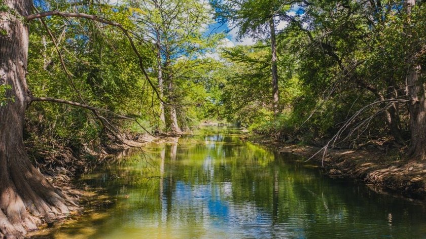 In the heart of the Texas Hill Country Wine Trail, this - photo 33