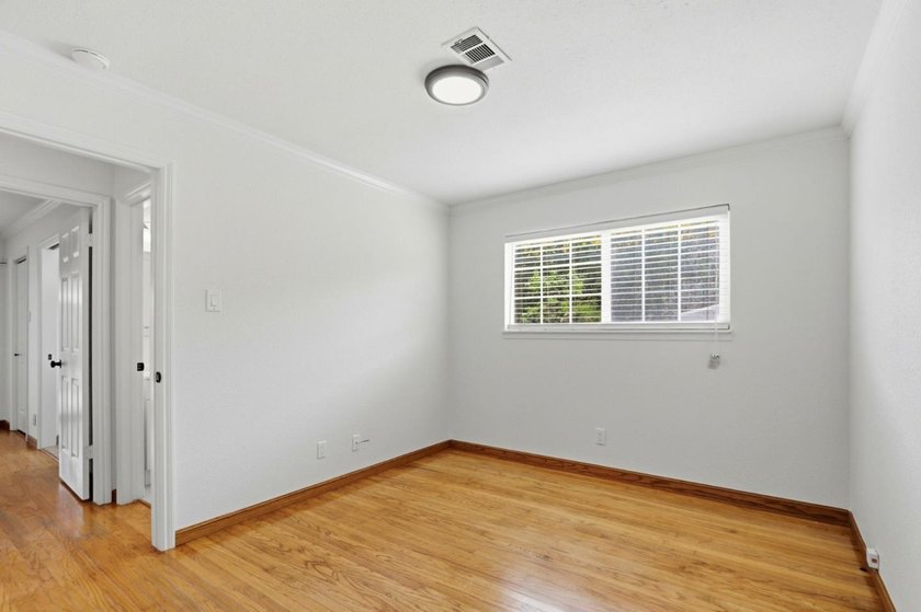 Welcome to this Beautifully updated 3-bedroom, 2-bath home - photo 44