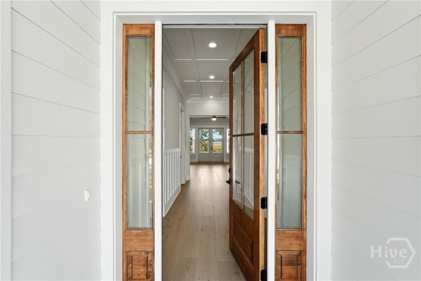Luxurious marsh-front, newly constructed custom home on .78 - photo 5