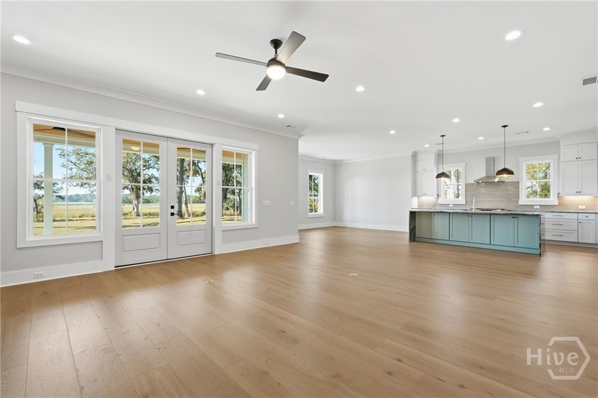 Luxurious marsh-front, newly constructed custom home on .78 - photo 8