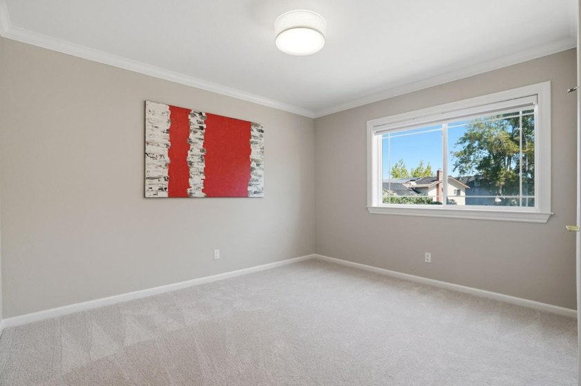 PRIZED CORNER LOT WITH STUNNING REMODEL IN SERENE ALMADEN | - photo 34