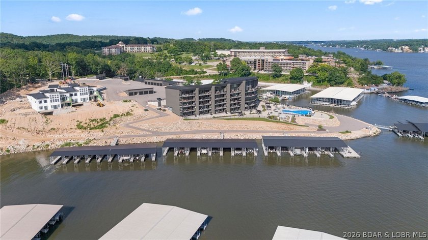 UPSCALE LAKEFRONT CONDO! Discover style with this 2023-built - photo 11
