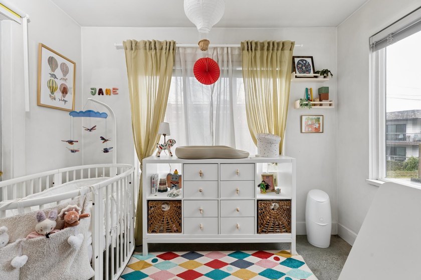 Welcome to St. George Place in the heart of Mount Pleasant. This - photo 18