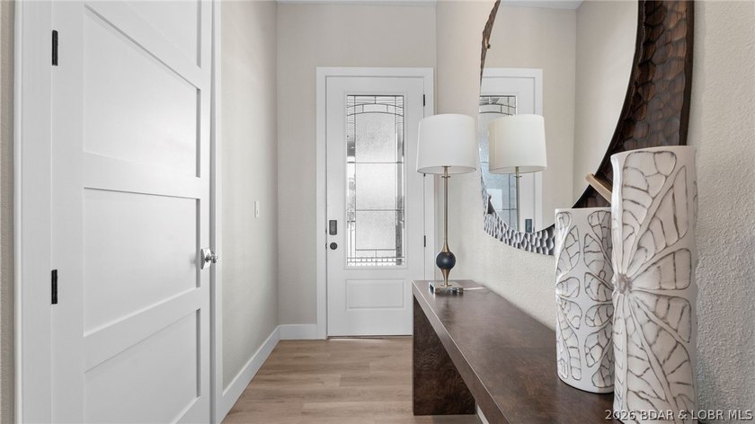 UPSCALE LAKEFRONT CONDO! Discover style with this 2023-built - photo 45