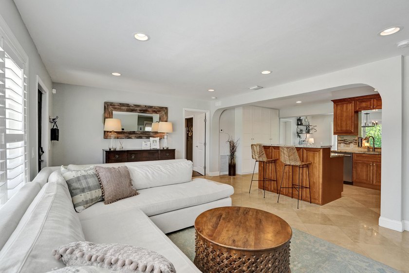 Welcome to this spacious single-story updated home on a corner - photo 7