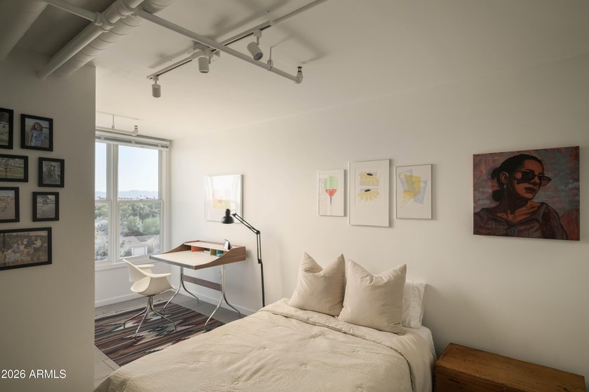 Experience refined urban living at pet-friendly Lofts on Thomas - photo 11