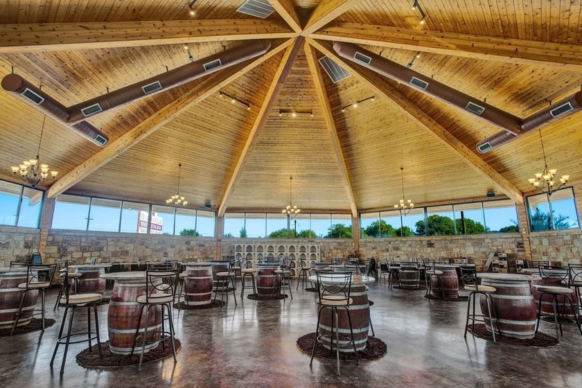In the heart of the Texas Hill Country Wine Trail, this - photo 16