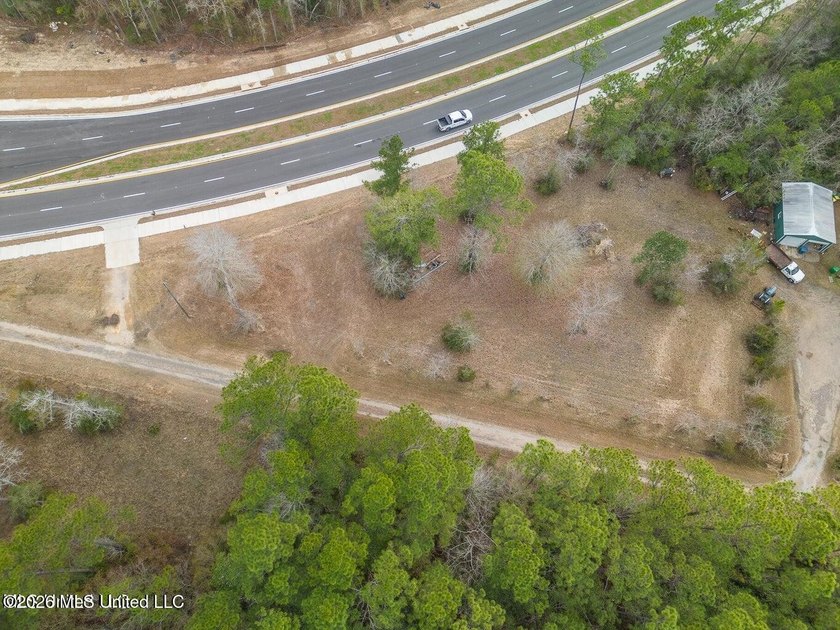 LOCATION! LOCATION! LOCATION! Prime Commercial Real Estate - photo 4