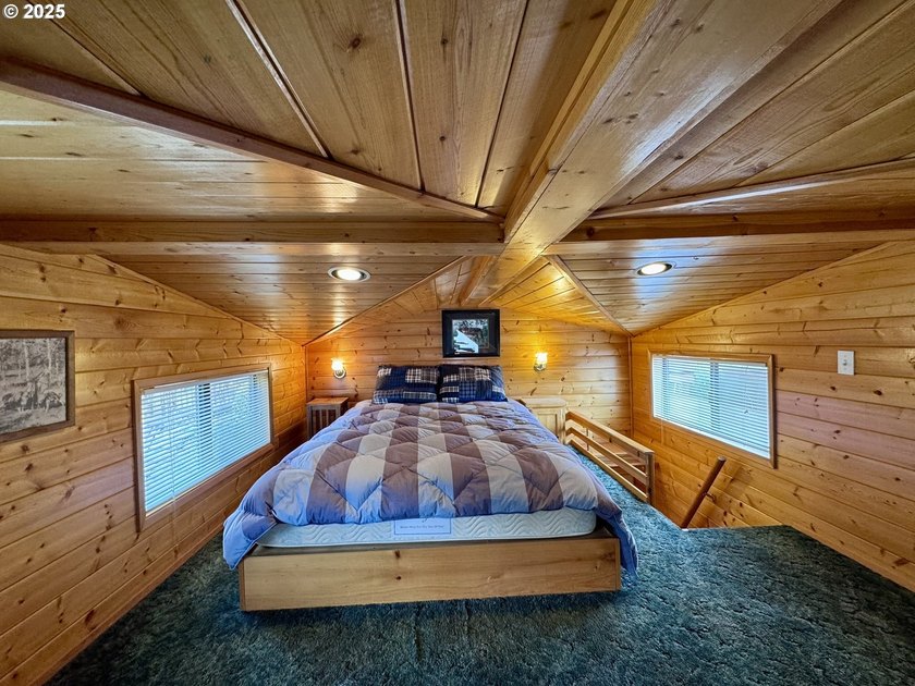Welcome to one of the Coolest Ocean View Properties available in - photo 32