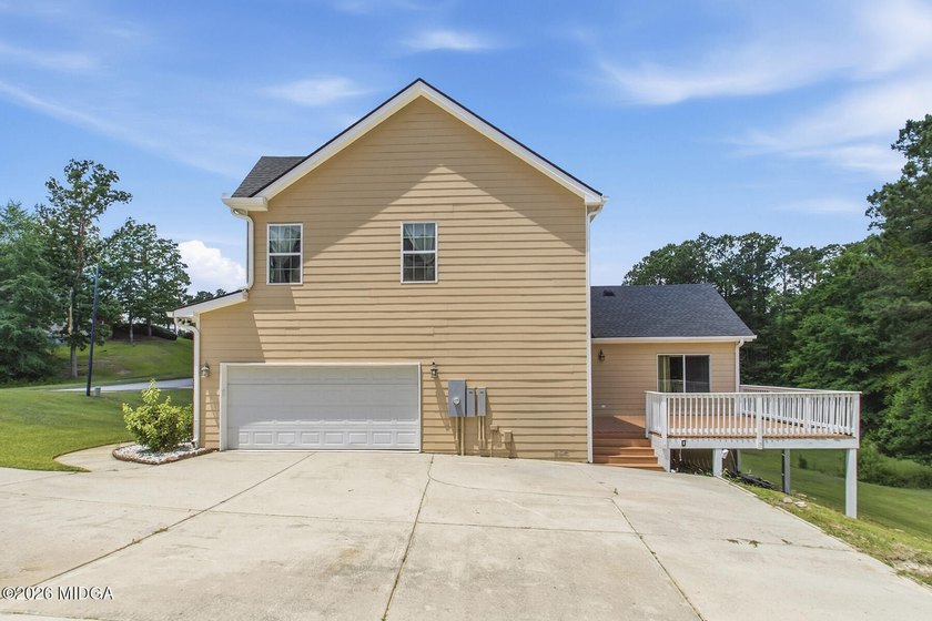 Experience refined living in The Preserve at Thomaston Overlook - photo 35