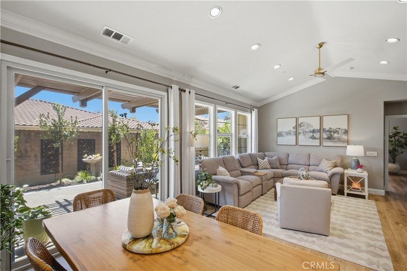 Welcome to this beautifully designed single-level home offering - photo 10