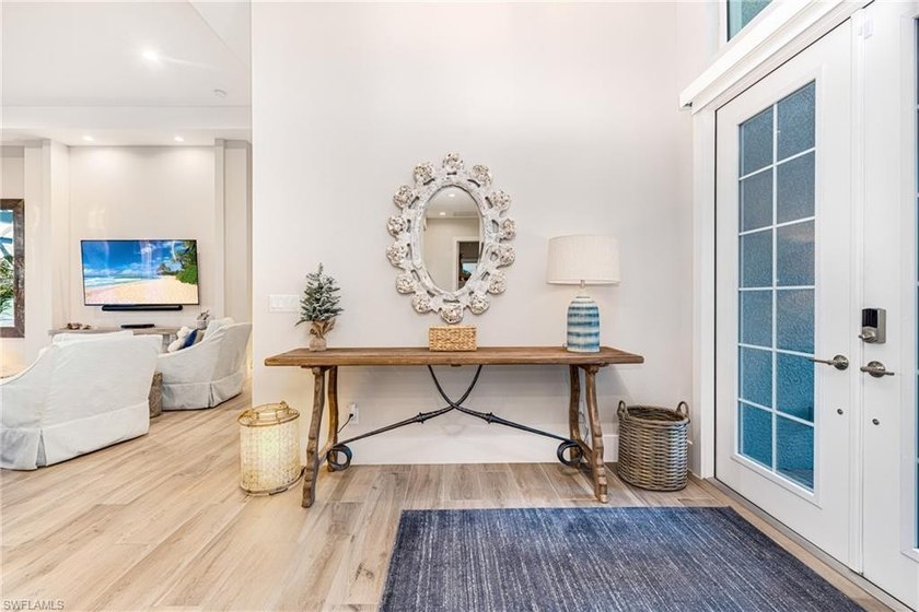 Set within the prestigious, resort-inspired community of Naples - photo 14