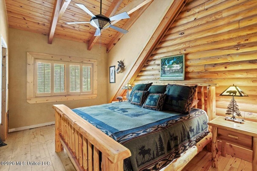 Welcome to Nola Pines! This unique property is tucked away on - photo 19