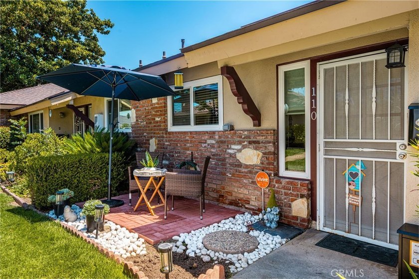 Welcome to 1921 Sherry Lane, a beautifully remodeled - photo 2