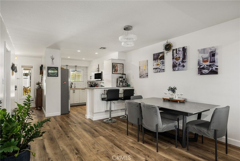Welcome to 1921 Sherry Lane, a beautifully remodeled - photo 8