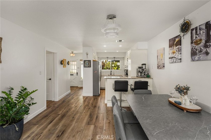 Welcome to 1921 Sherry Lane, a beautifully remodeled - photo 9