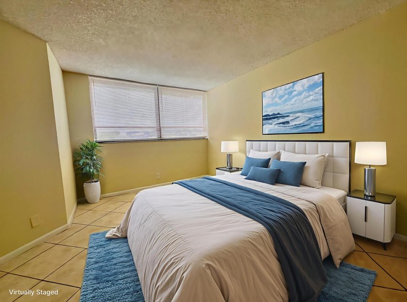 FOR SALE- 1bed 1Bath fourth floor condo. Unit rented until - photo 12
