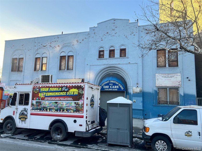 Prime high-density development opportunity on the Grand - photo 3