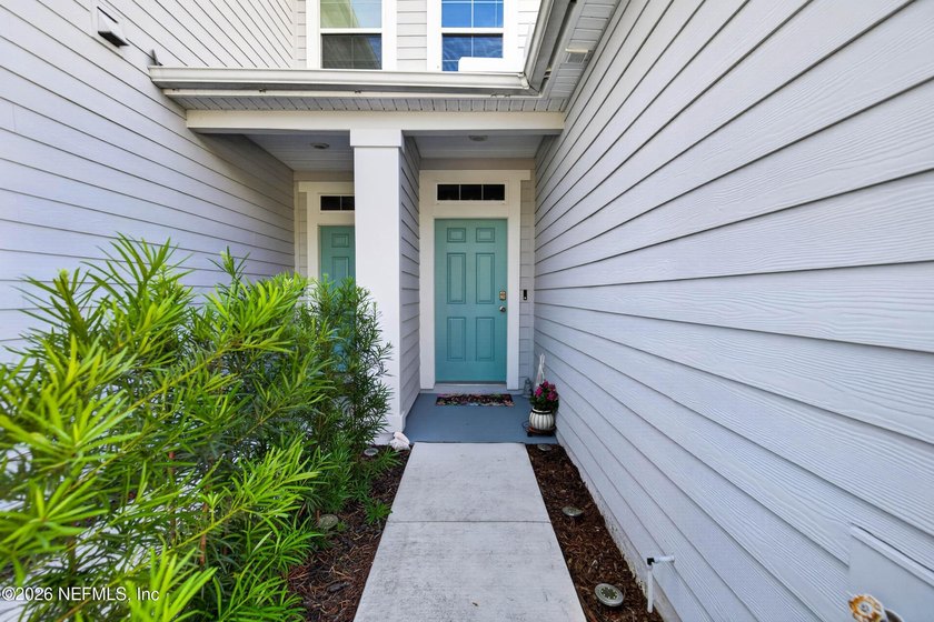 Exceptional value in Silverleaf! Built in 2024, this beautifully - photo 3