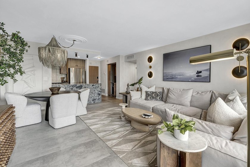 One-of-a-kind and unlike anything else in Essex Tower, this - photo 8