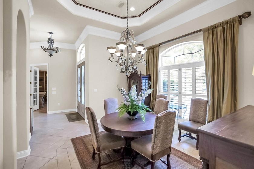 Beautiful single story home with pool situated directly on Kelly - photo 18