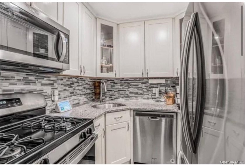 Condo For Sale. Including one parking space - photo 5