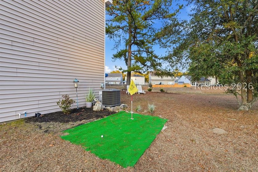 RARE OPPORTUNITY IN BLUFFTON 3,400 SQ FT | 5 BEDROOMS | PAID-OFF - photo 27