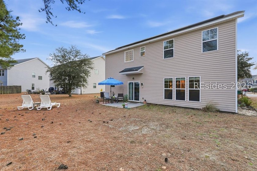 RARE OPPORTUNITY IN BLUFFTON 3,400 SQ FT | 5 BEDROOMS | PAID-OFF - photo 31