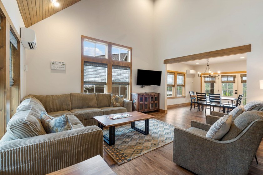 Luxury Lakefront Living - Table Rock Shore ResortNow offering - photo 11