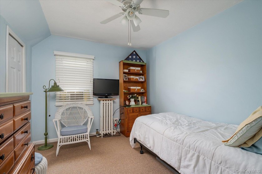 Welcome to 311 Locust Ave - a beautifully maintained early - photo 20