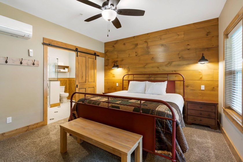 Luxury Lakefront Living - Table Rock Shore ResortNow offering - photo 21