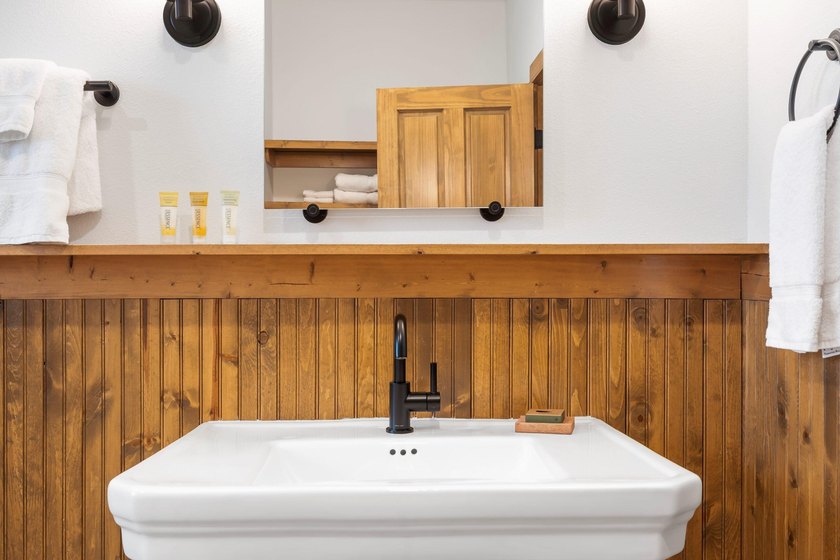 Luxury Lakefront Living - Table Rock Shore ResortNow offering - photo 32