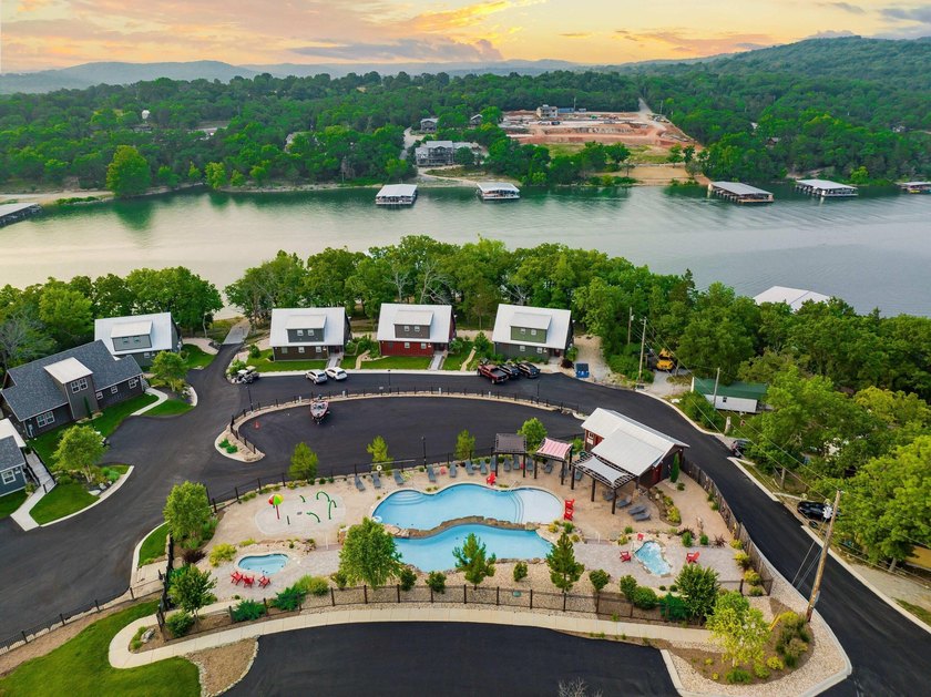 Luxury Lakefront Living - Table Rock Shore ResortNow offering - photo 36