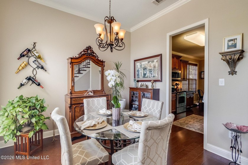 BACK ON THE MARKET AT NO FAULT OF THE SELLER! Beautiful - photo 5